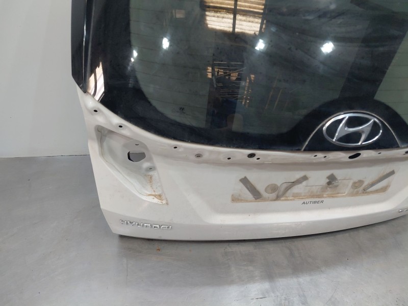 Recambio de porton trasero para hyundai tucson hybrid referencia OEM IAM   