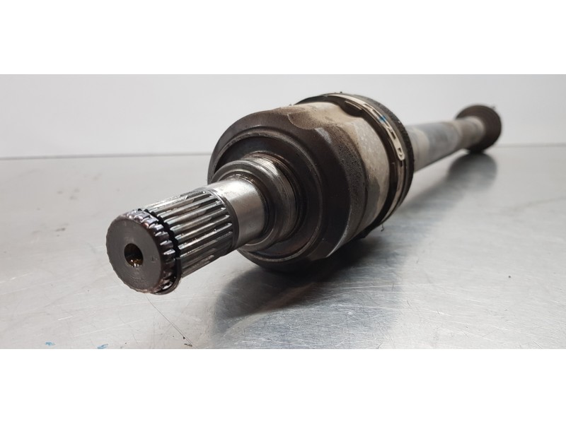 Recambio de transmision delantera derecha para hyundai tucson ix35 referencia OEM IAM 49501D7180  