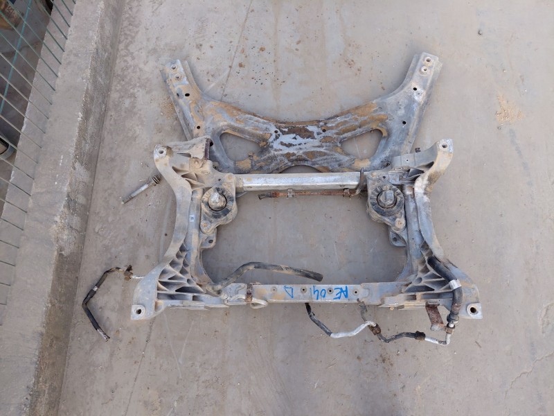 Recambio de puente delantero para maserati quattroporte granlusso referencia OEM IAM   