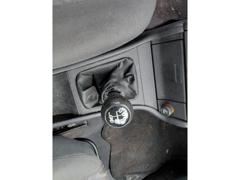 opel astra g hatchback (t98) del año 2003