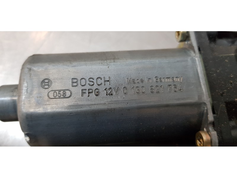 Recambio de motor elevalunas trasero derecho para volkswagen touareg (7la) tdi r5 referencia OEM IAM 7L0959794  