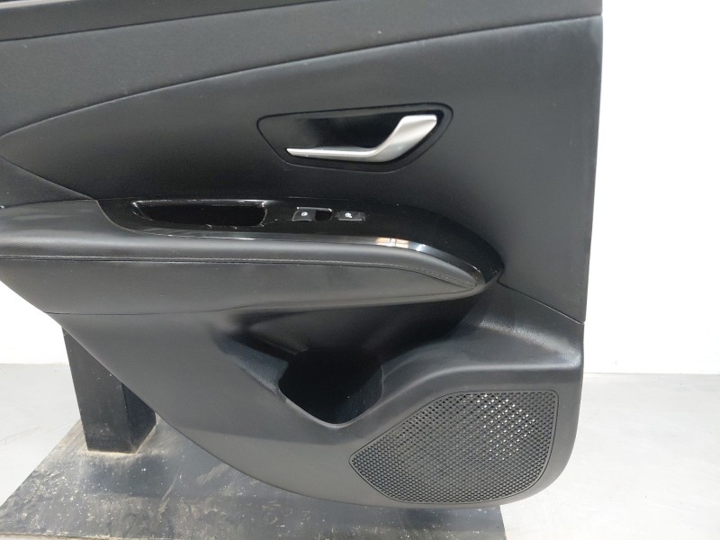 Recambio de guarnecido tapizado puerta trasera izquierda para hyundai tucson hybrid referencia OEM IAM   