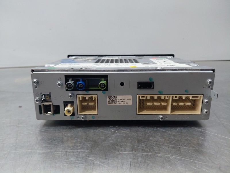 Recambio de sistema audio / radio cd para hyundai tucson hybrid referencia OEM IAM 96560N7110  