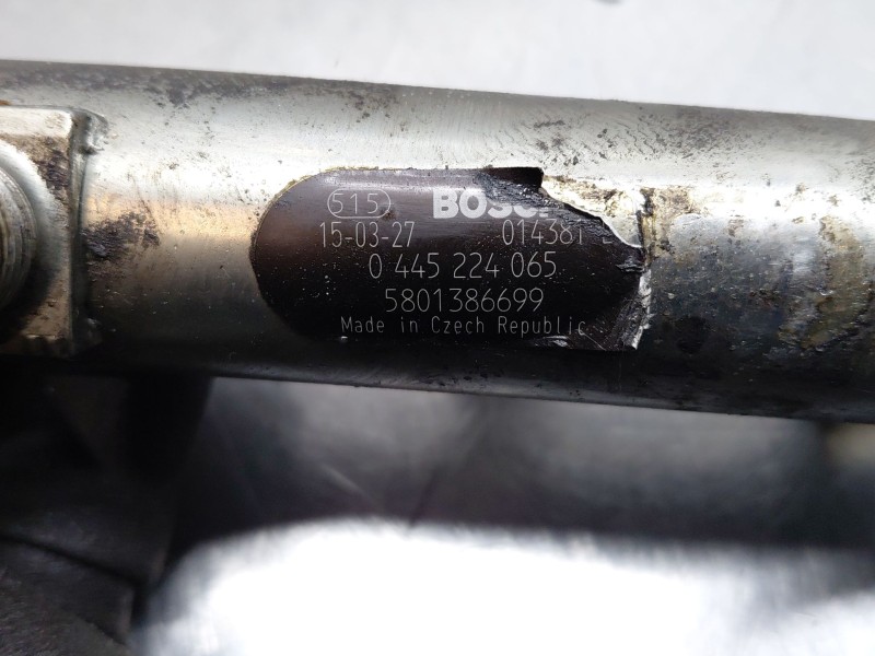 Recambio de rampa inyectora para fiat ducato 250 furgón multijet referencia OEM IAM 5801386699  