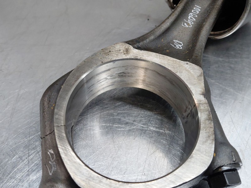 Recambio de biela para fiat ducato 250 furgón multijet referencia OEM IAM 504386684  