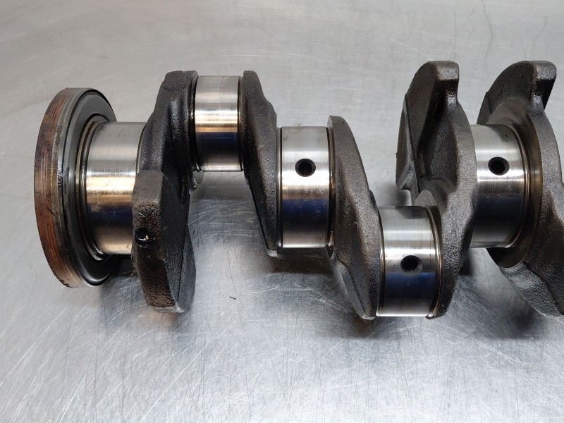 Recambio de cigueñal para fiat ducato 250 furgón multijet referencia OEM IAM 504017281  