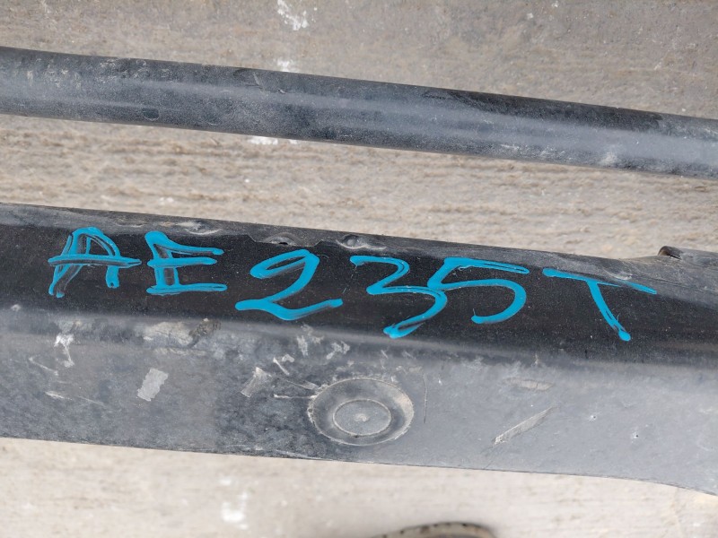 Recambio de puente trasero para toyota prius (zvw50) hybrid referencia OEM IAM 5120647012  