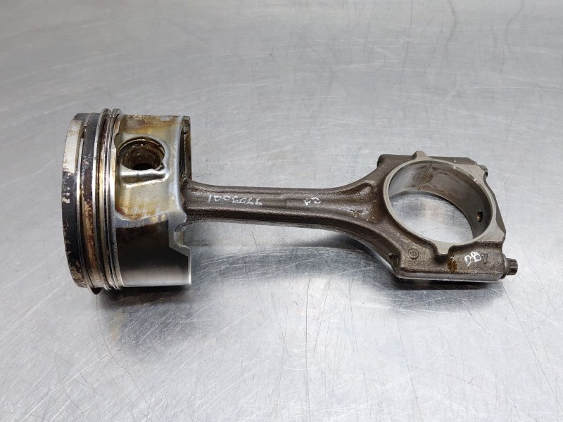 Recambio de biela para audi tt (8j3/8j9) coupe referencia OEM IAM 06D198401C  