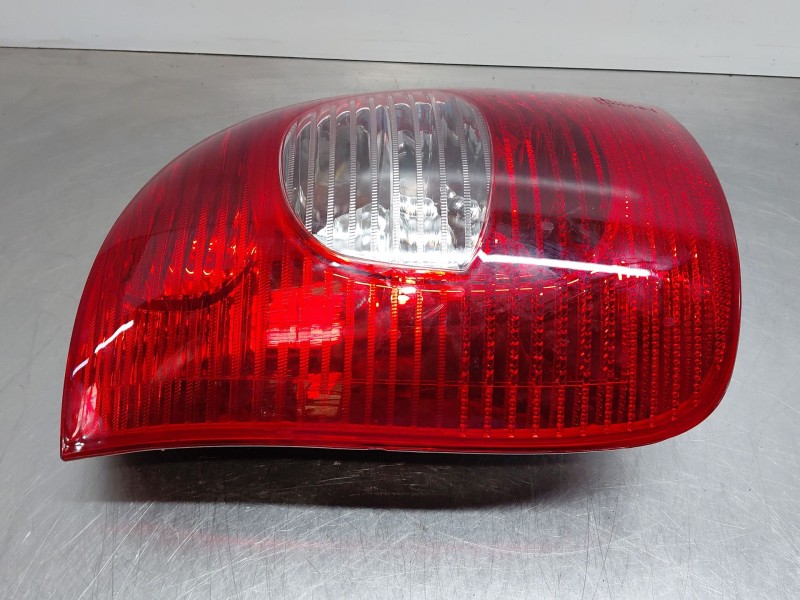 Recambio de piloto trasero izquierdo para citroën xsara picasso (n68) 1.6 hdi referencia OEM IAM 6350T2  