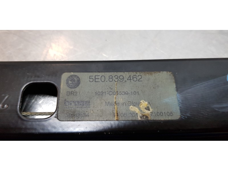 Recambio de elevalunas trasero derecho para skoda octavia combi (5e5) ambition referencia OEM IAM 5E0839462   Recambio de elevalunas trasero derecho para skoda octavia combi (5e5) ambition referencia OEM IAM 5E0839462