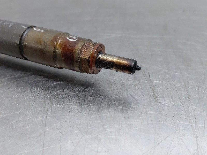 Recambio de inyector para fiat ducato 250 furgón multijet referencia OEM IAM 0445110418  