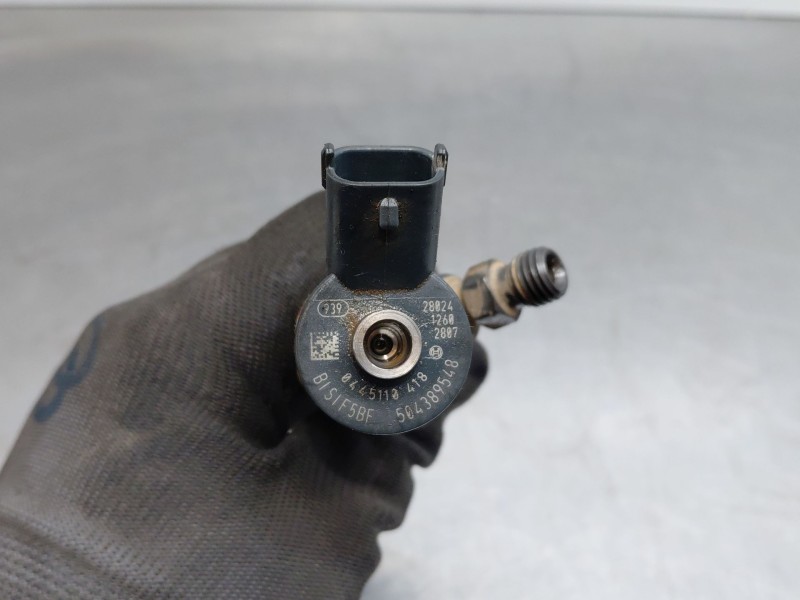 Recambio de inyector para fiat ducato 250 furgón multijet referencia OEM IAM 0445110418  
