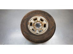 Recambio de neumatico repuesto para toyota hilux (kun) extra cab 4x4 referencia OEM IAM 426110K240  