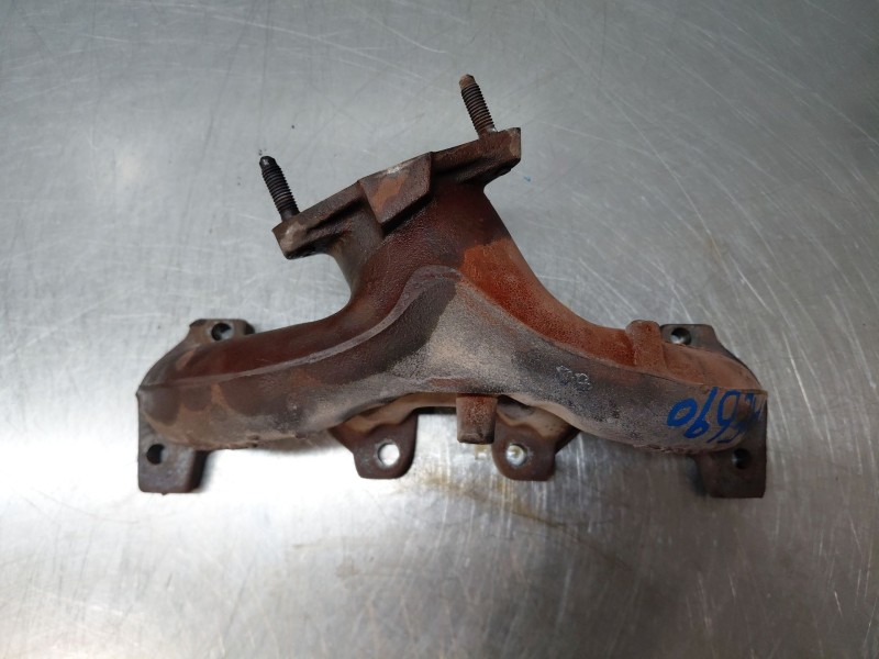 Recambio de colector escape para peugeot 206 hatchback (2a/c) 1.4 i referencia OEM IAM   