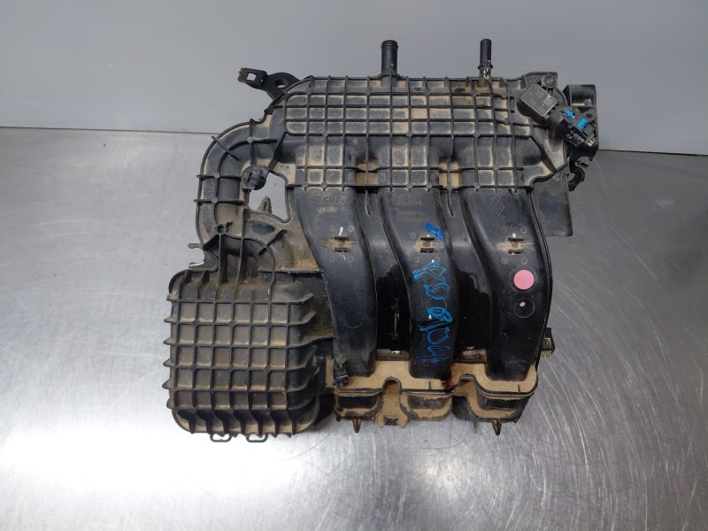 Recambio de colector admision para dacia sandero essence referencia OEM IAM 140032417R  