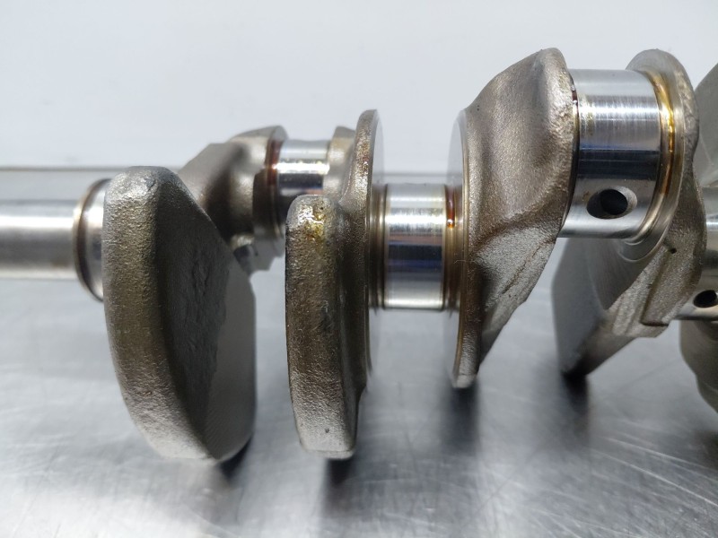 Recambio de cigueñal para dacia sandero essence referencia OEM IAM 122018068R  