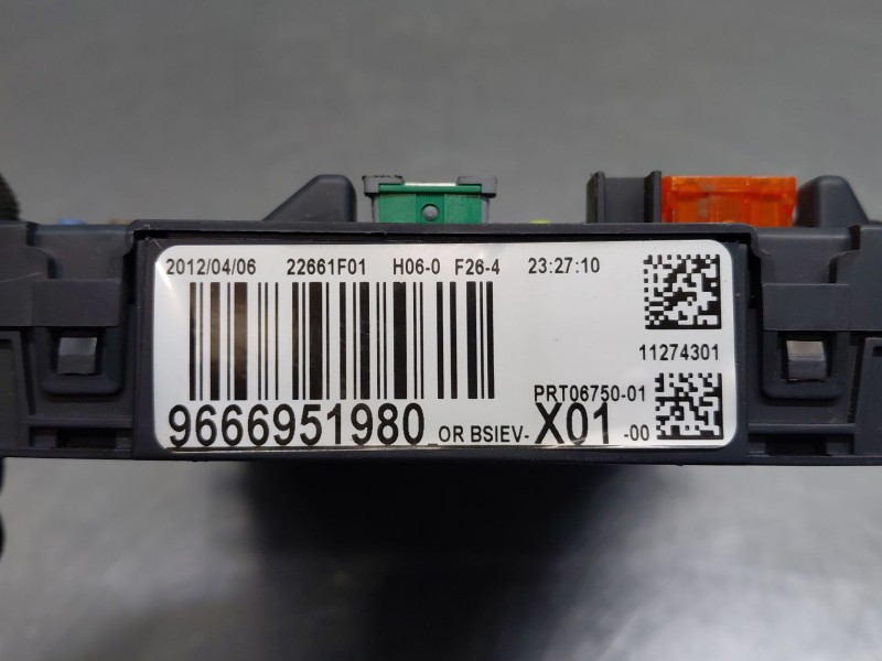 Recambio de caja reles / fusibles para peugeot 207/207+ (wa_, wc_) 1.4 16v referencia OEM IAM 9666951980  