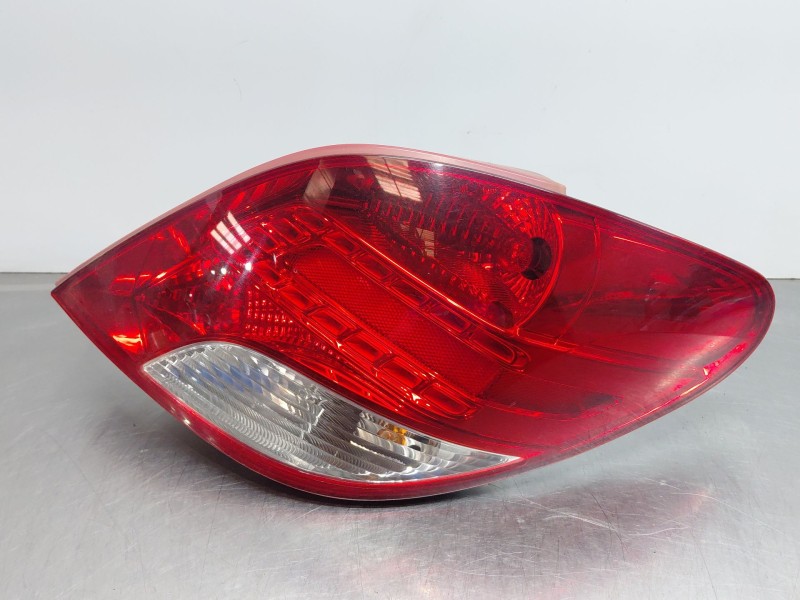 Recambio de piloto trasero derecho para peugeot 207/207+ (wa_, wc_) 1.4 16v referencia OEM IAM 6351HQ 9686565980 