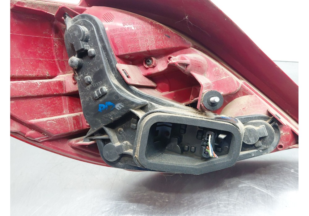 Recambio de piloto trasero derecho para peugeot 207/207+ (wa_, wc_) 1.4 16v referencia OEM IAM 6351HQ 9686565980 