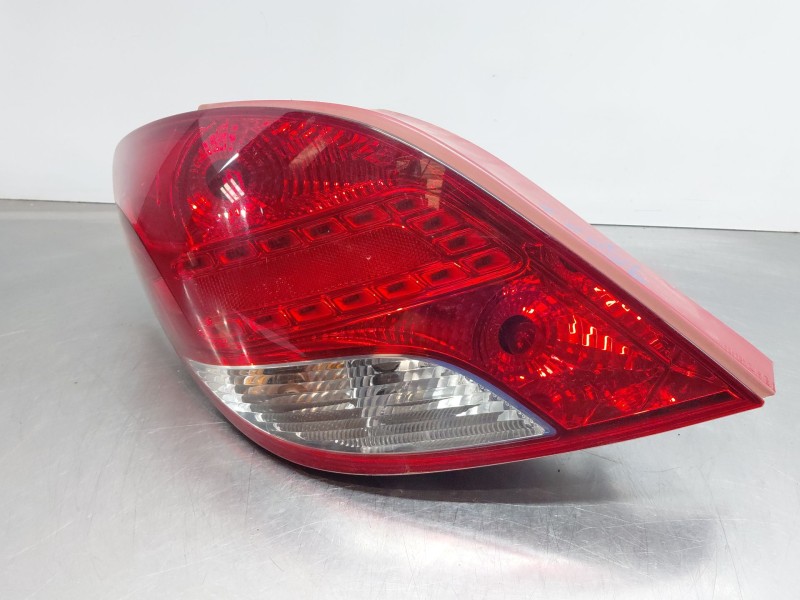 Recambio de piloto trasero izquierdo para peugeot 207/207+ (wa_, wc_) 1.4 16v referencia OEM IAM 6350HQ 9686566080 