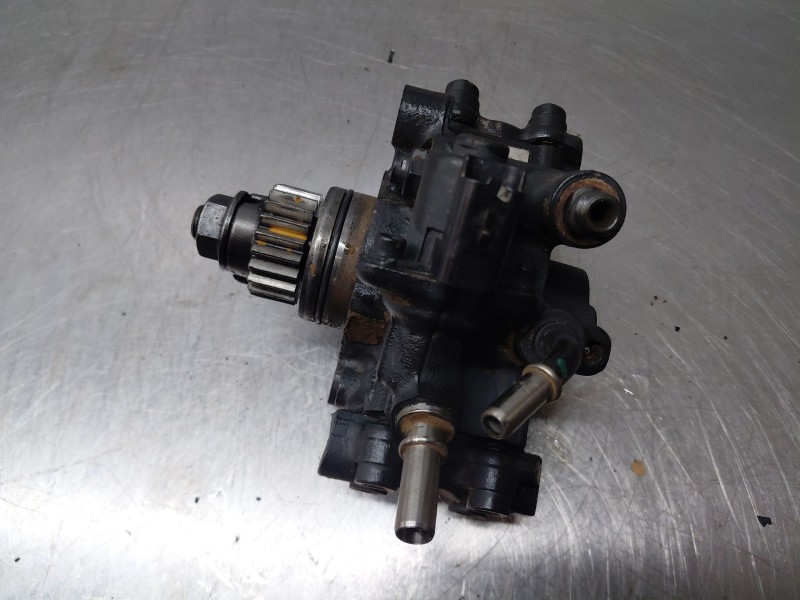 Recambio de bomba inyeccion para nissan nv 400 l3h2 referencia OEM IAM 167008683R  