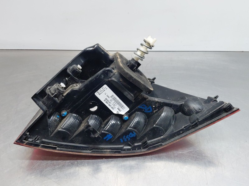 Recambio de piloto trasero izquierdo para volkswagen golf vii lim. (bq1) bluemotion referencia OEM IAM 5G0945095Q  