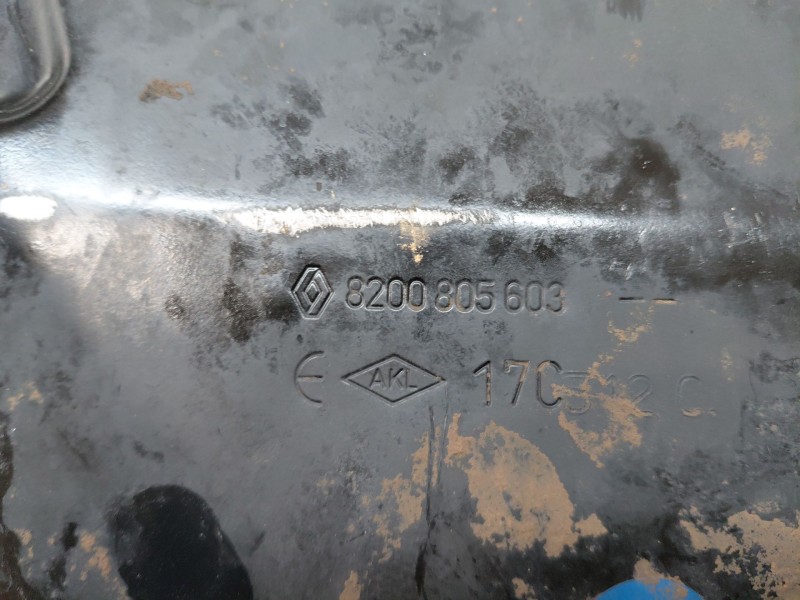 Recambio de sobrecarter para nissan nv 400 l3h2 referencia OEM IAM 8200805603  