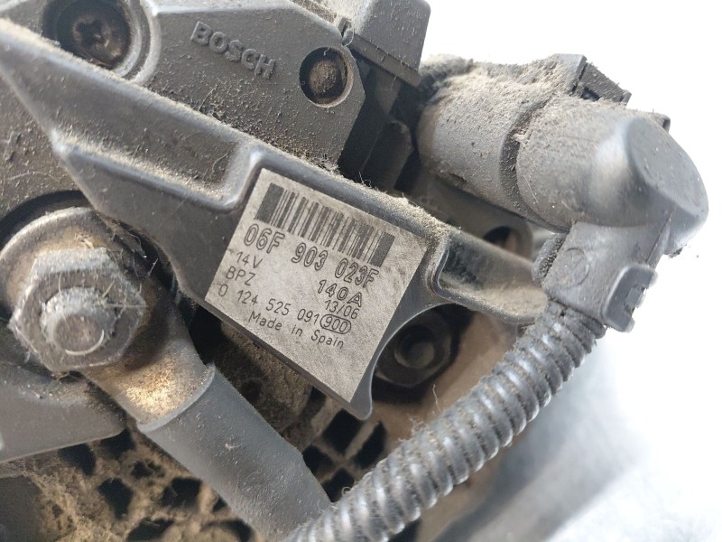 Recambio de alternador para volkswagen golf v (1k1) 1.9 tdi referencia OEM IAM   
