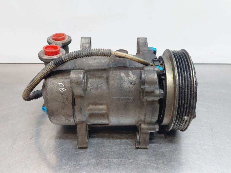 Recambio de compresor aire acondicionado para citroën saxo (s0, s1) 1.4 vts referencia OEM IAM   