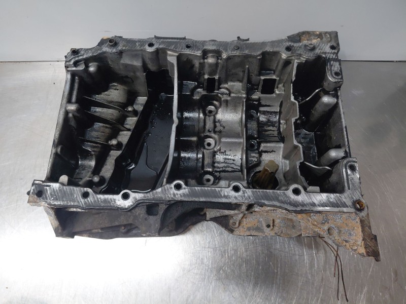 Recambio de carter para renault master iii furgón referencia OEM IAM   