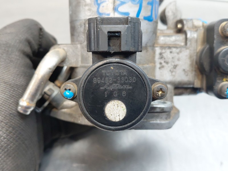 Recambio de caja mariposa para toyota rav 4 ii (_a2_) 2.0 4wd (aca21, aca20) referencia OEM IAM   