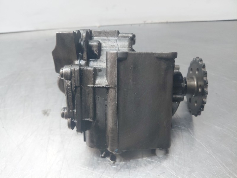 Recambio de bomba aceite para renault master iii furgón referencia OEM IAM   