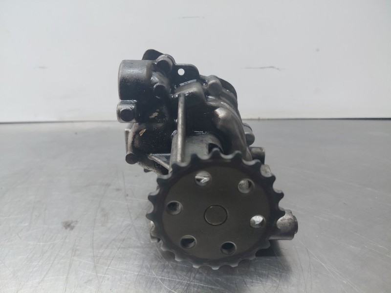 Recambio de bomba aceite para renault master iii furgón referencia OEM IAM   