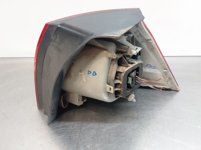 Recambio de piloto trasero izquierdo para volkswagen golf v (1k1) 1.9 tdi referencia OEM IAM   