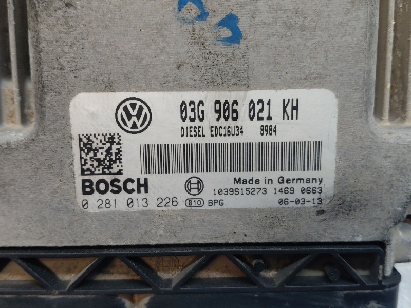 Recambio de centralita motor uce para volkswagen golf v (1k1) 1.9 tdi referencia OEM IAM   