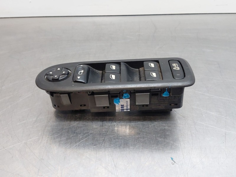 Recambio de mando elevalunas delantero izquierdo para peugeot 308 i (4a_, 4c_) 1.6 hdi referencia OEM IAM   