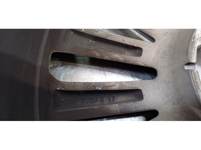 Recambio de llanta para hyundai kona klass 2wd referencia OEM IAM 52910J9200  