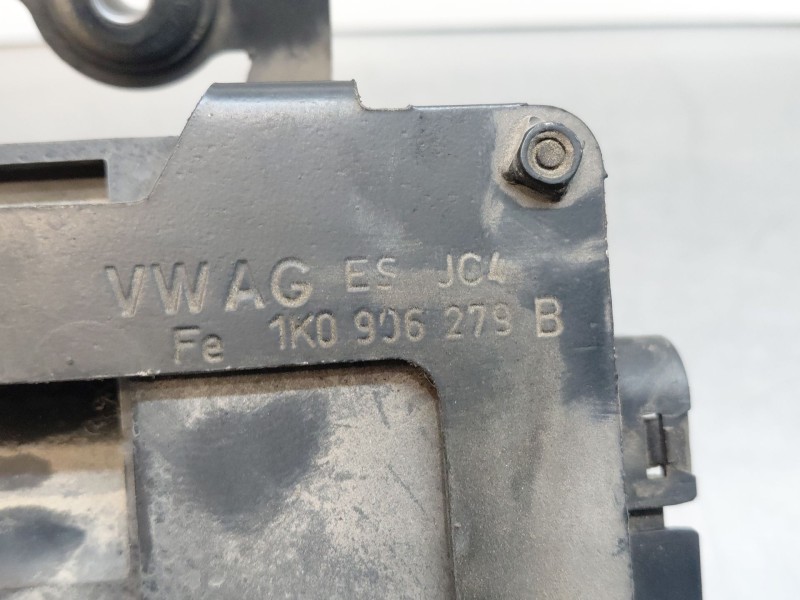 Recambio de valvula aire adicional para volkswagen golf v (1k1) 1.9 tdi referencia OEM IAM   