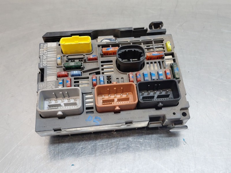 Recambio de caja reles / fusibles para peugeot 308 i (4a_, 4c_) 1.6 hdi referencia OEM IAM   