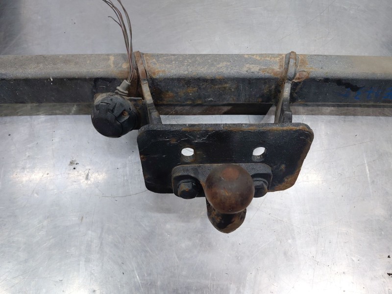 Recambio de enganche remolque para nissan navara pick-up (np300) 4x4 referencia OEM IAM   