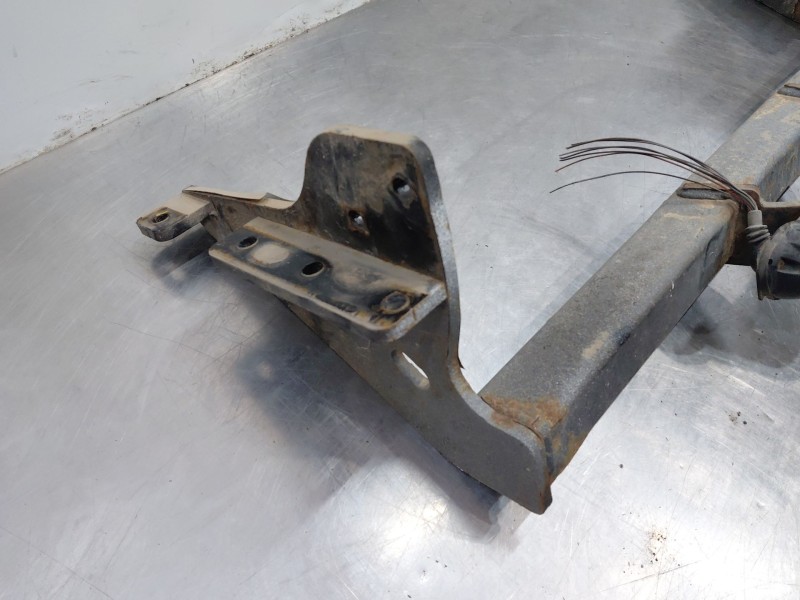 Recambio de enganche remolque para nissan navara pick-up (np300) 4x4 referencia OEM IAM   