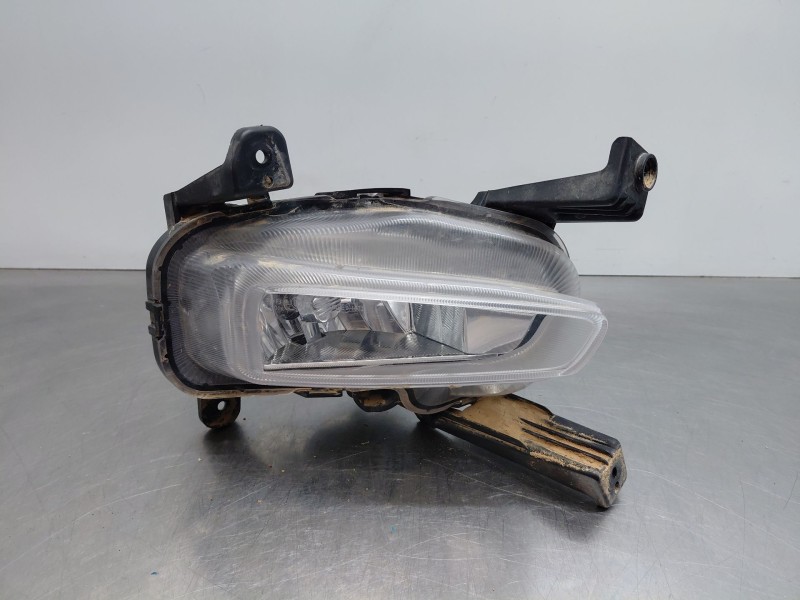 Recambio de faro antiniebla derecho para kia ceed drive referencia OEM IAM 92202J7000  