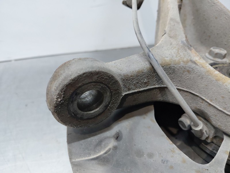 Recambio de mangueta delantera derecha para nissan navara pick-up (np300) 4x4 referencia OEM IAM   