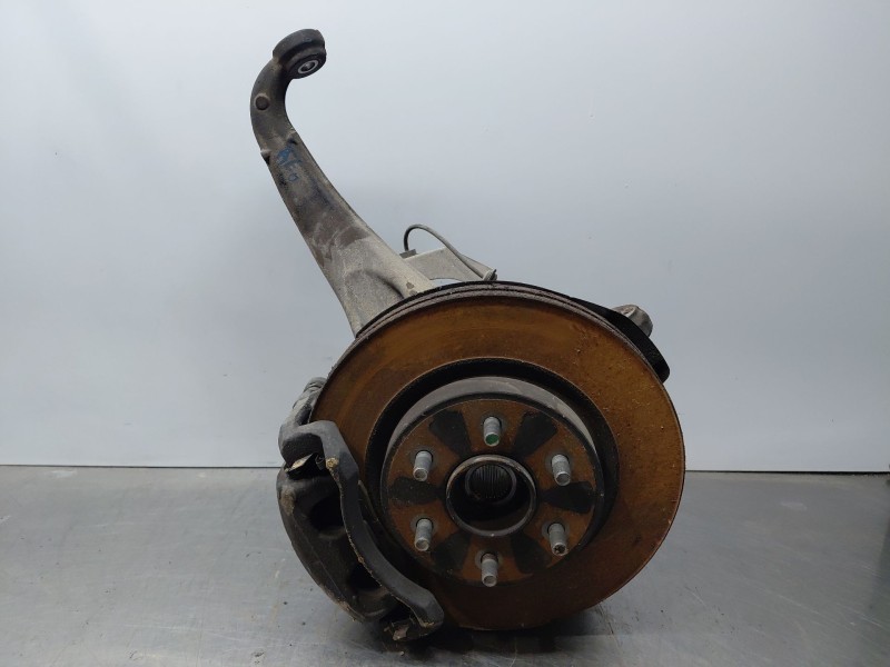 Recambio de mangueta delantera derecha para nissan navara pick-up (np300) 4x4 referencia OEM IAM   