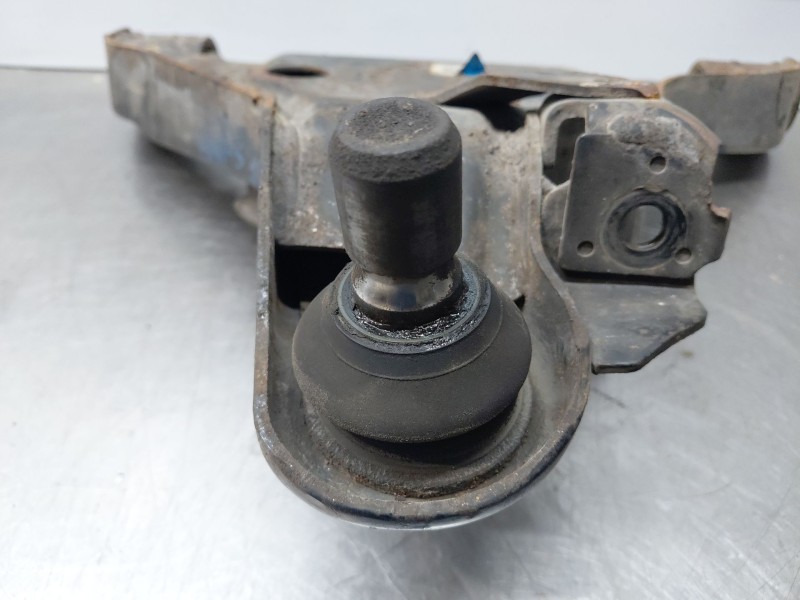 Recambio de brazo suspension inferior delantero izquierdo para nissan navara pick-up (np300) 4x4 referencia OEM IAM   