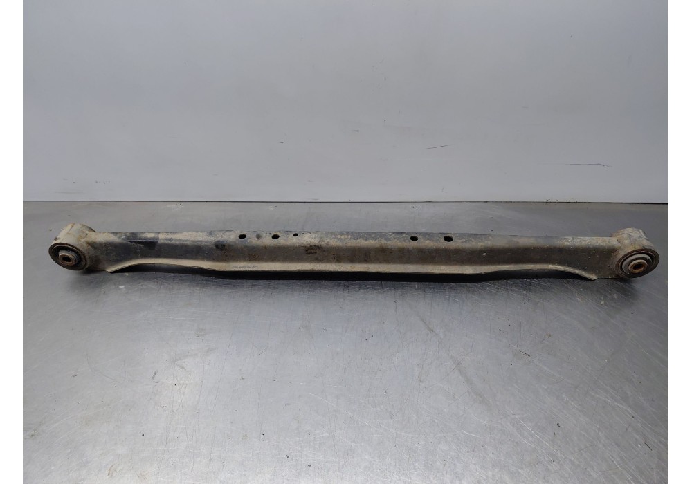 Recambio de brazo suspension inferior trasero derecho para nissan navara pick-up (np300) 4x4 referencia OEM IAM   