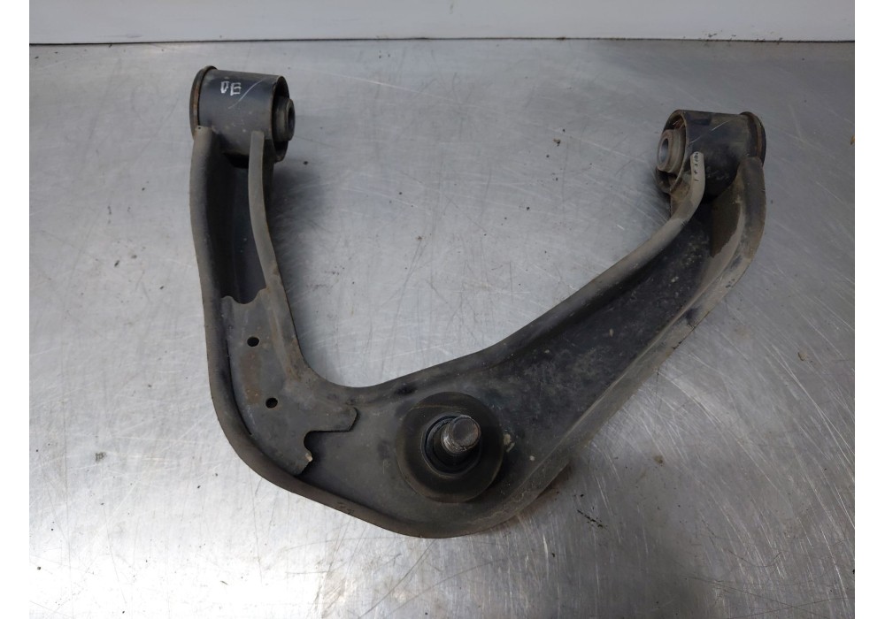 Recambio de brazo suspension superior delantero derecho para nissan navara pick-up (np300) 4x4 referencia OEM IAM   