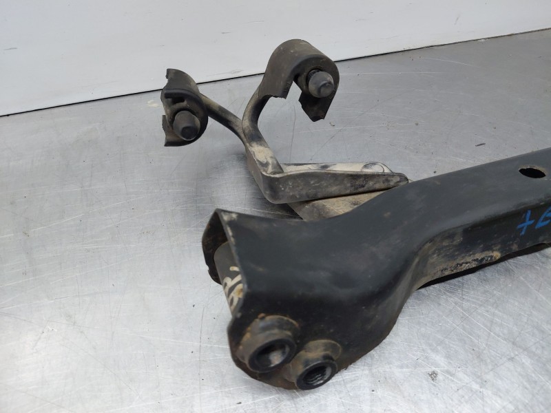 Recambio de barra estabilizadora delantera para nissan navara pick-up (np300) 4x4 referencia OEM IAM   