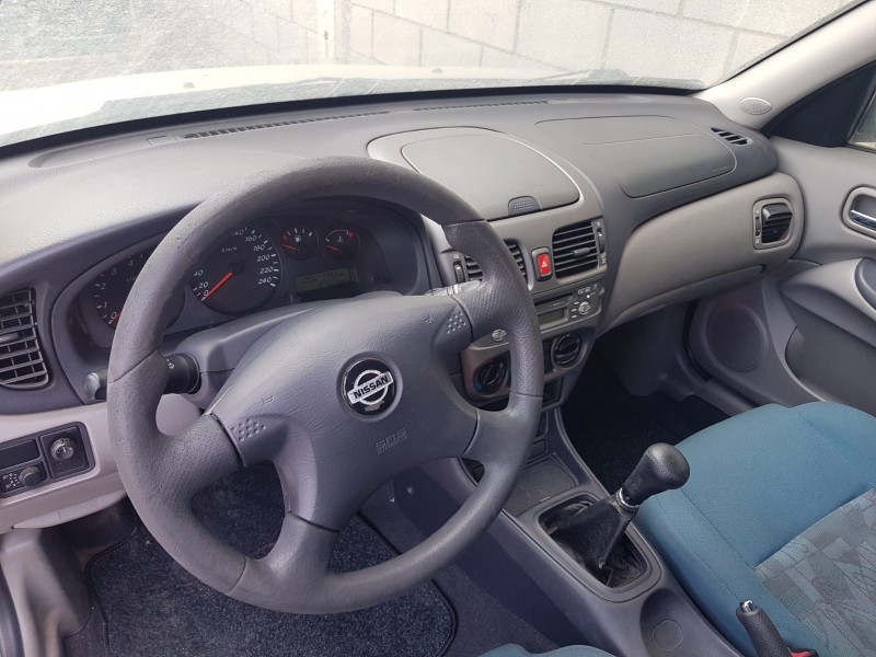 nissan almera (n16/e) del año 2002