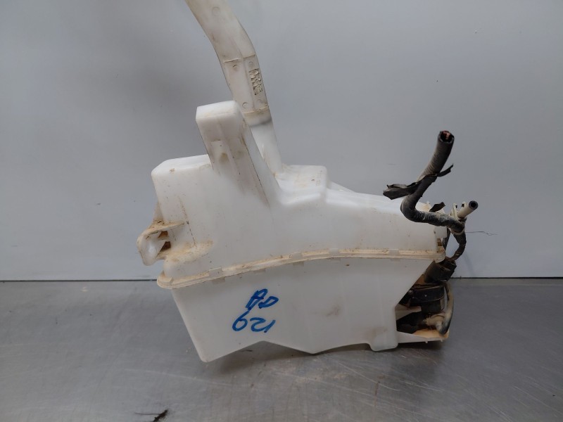 Recambio de deposito limpia para hyundai tucson hybrid referencia OEM IAM 98610N7100  